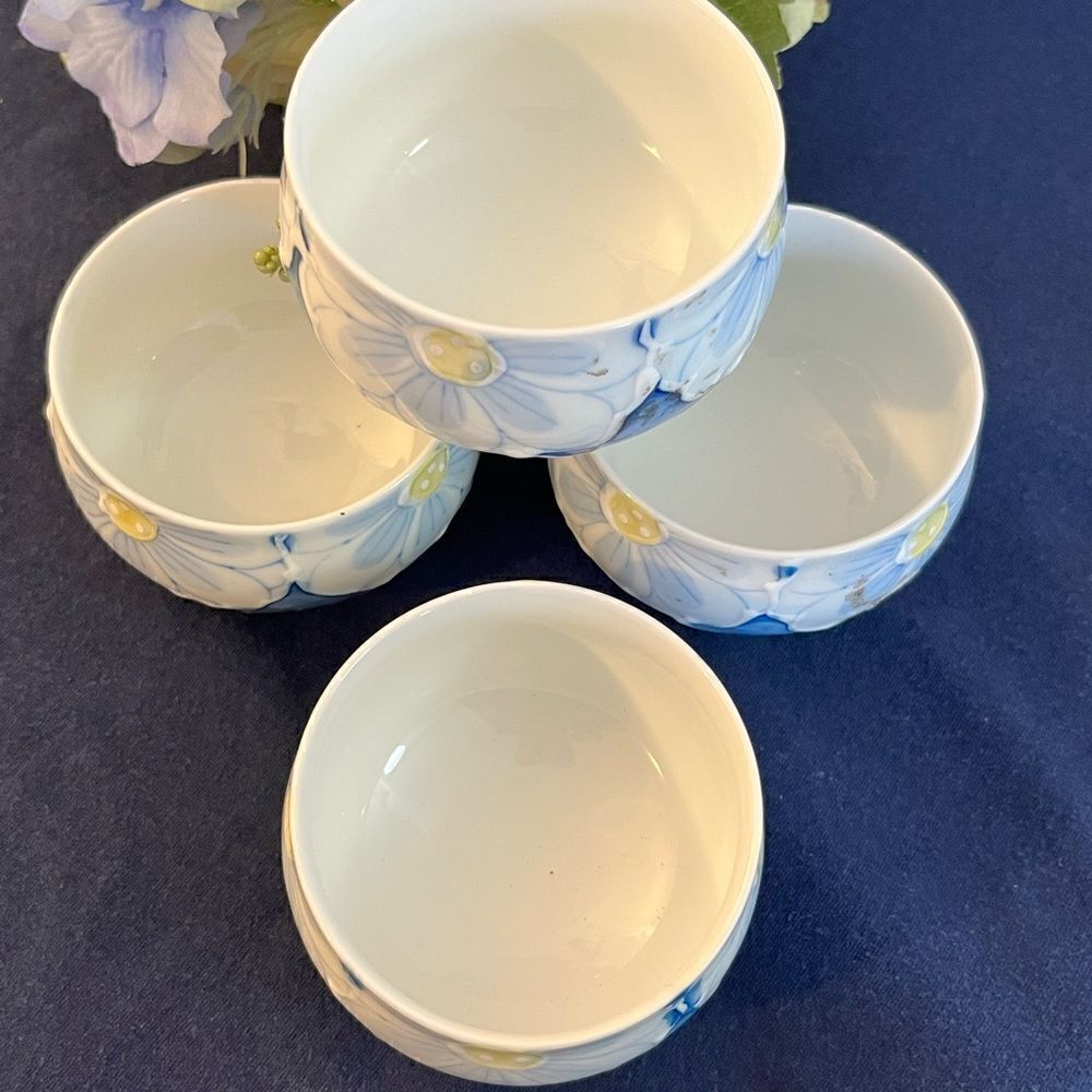 Saki Cups (Set of 4) - Picture 3 of 7